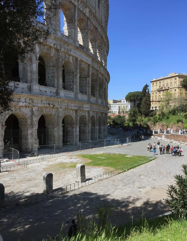 Domus Regina Colosseo Lägenhet Rom